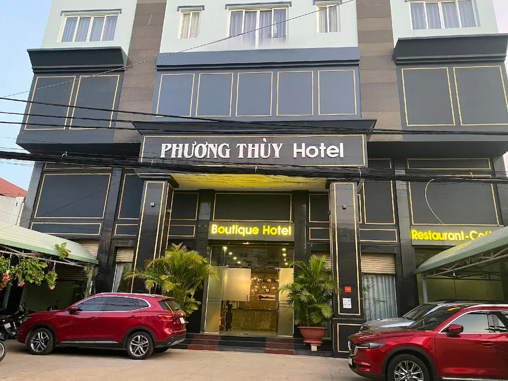 phuong thuy hotel